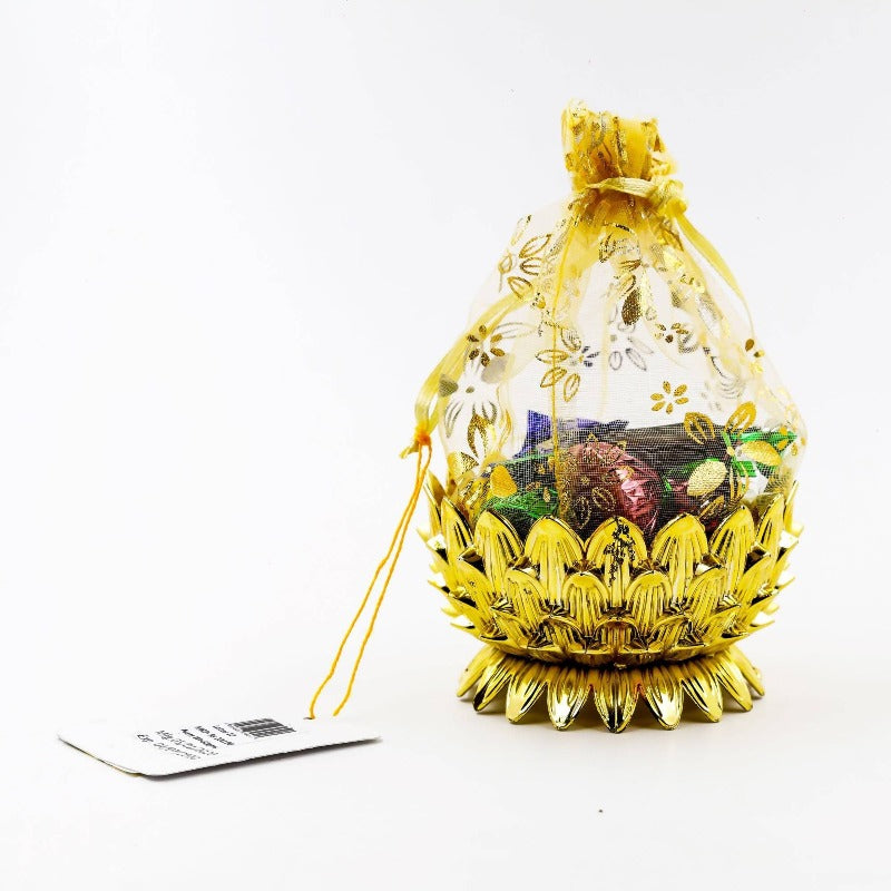 Deesha Lotus Chocolate Hamper - 10 Chocolates - Distacart