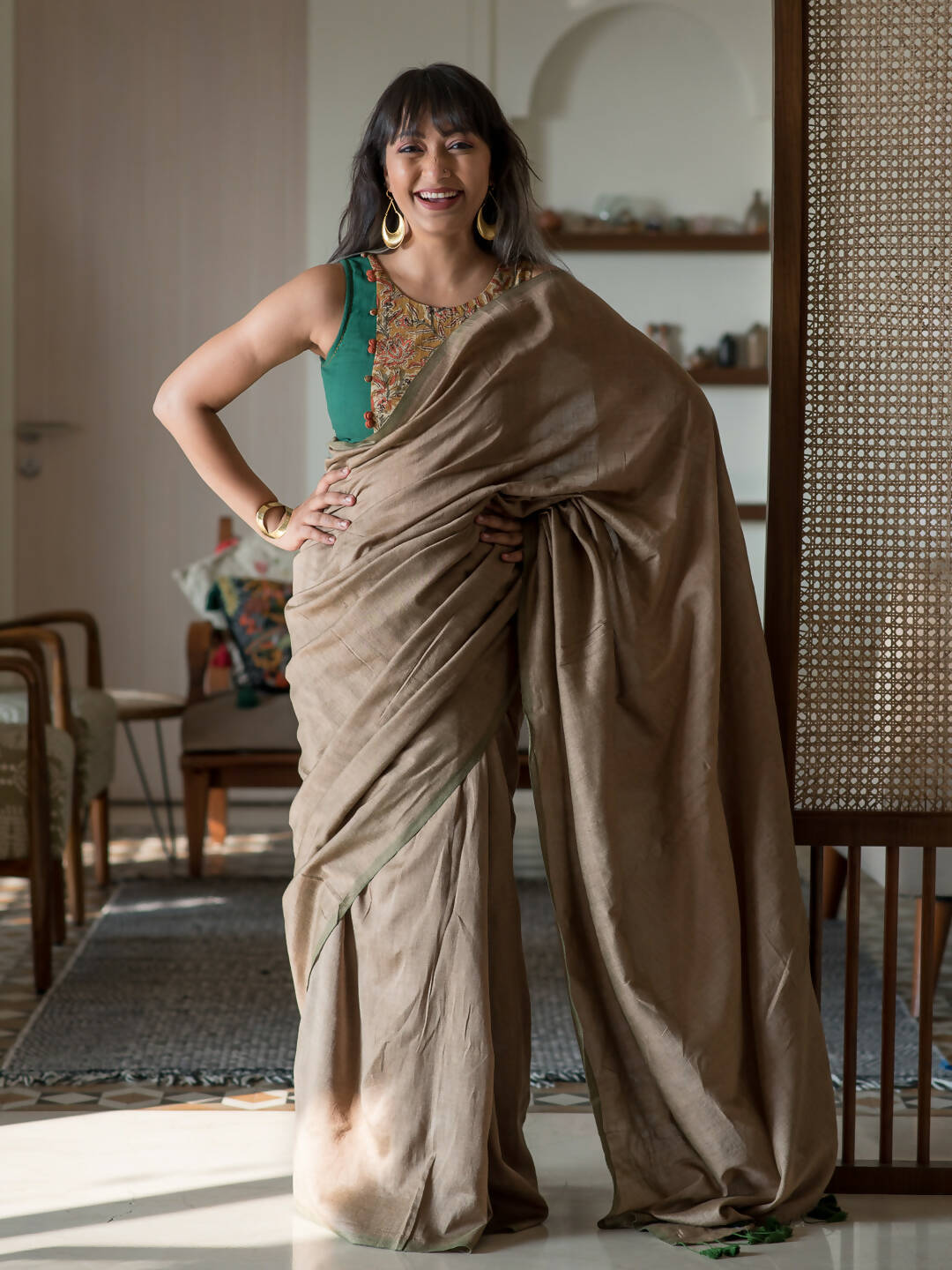 Suta Taupe Solid Cotton Blend Saree - Distacart