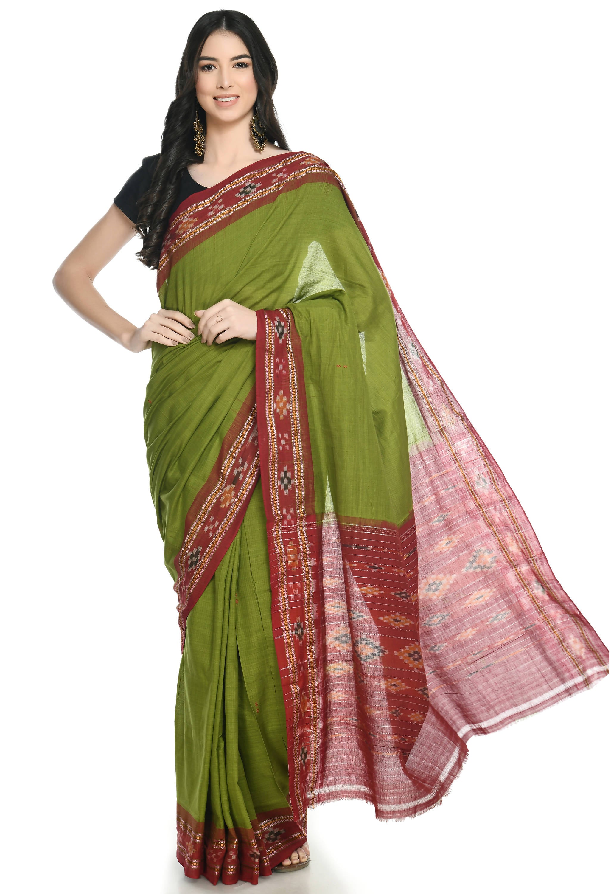 Vamika Sambalpuri Ikat Cotton Rekhabala Buti Green & Red Saree - Distacart