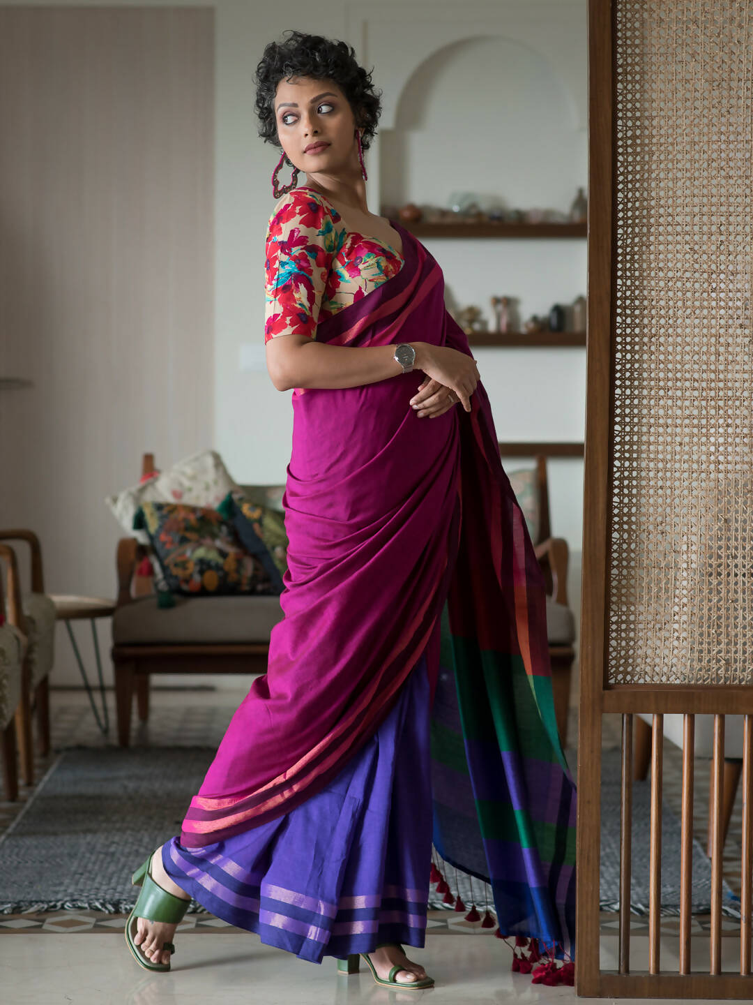 Suta Multi Color Colourblocked Cotton Blend Saree - Distacart