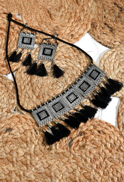 Tehzeeb Creations Oxidised Necklace And Earrings With Thread Design