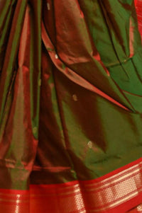 Thumbnail for Very Much Indian Pure Silk Yeola Handloom Green Red Dual Tone - Paithani Saree With Traditional Double Pallu - Distacart