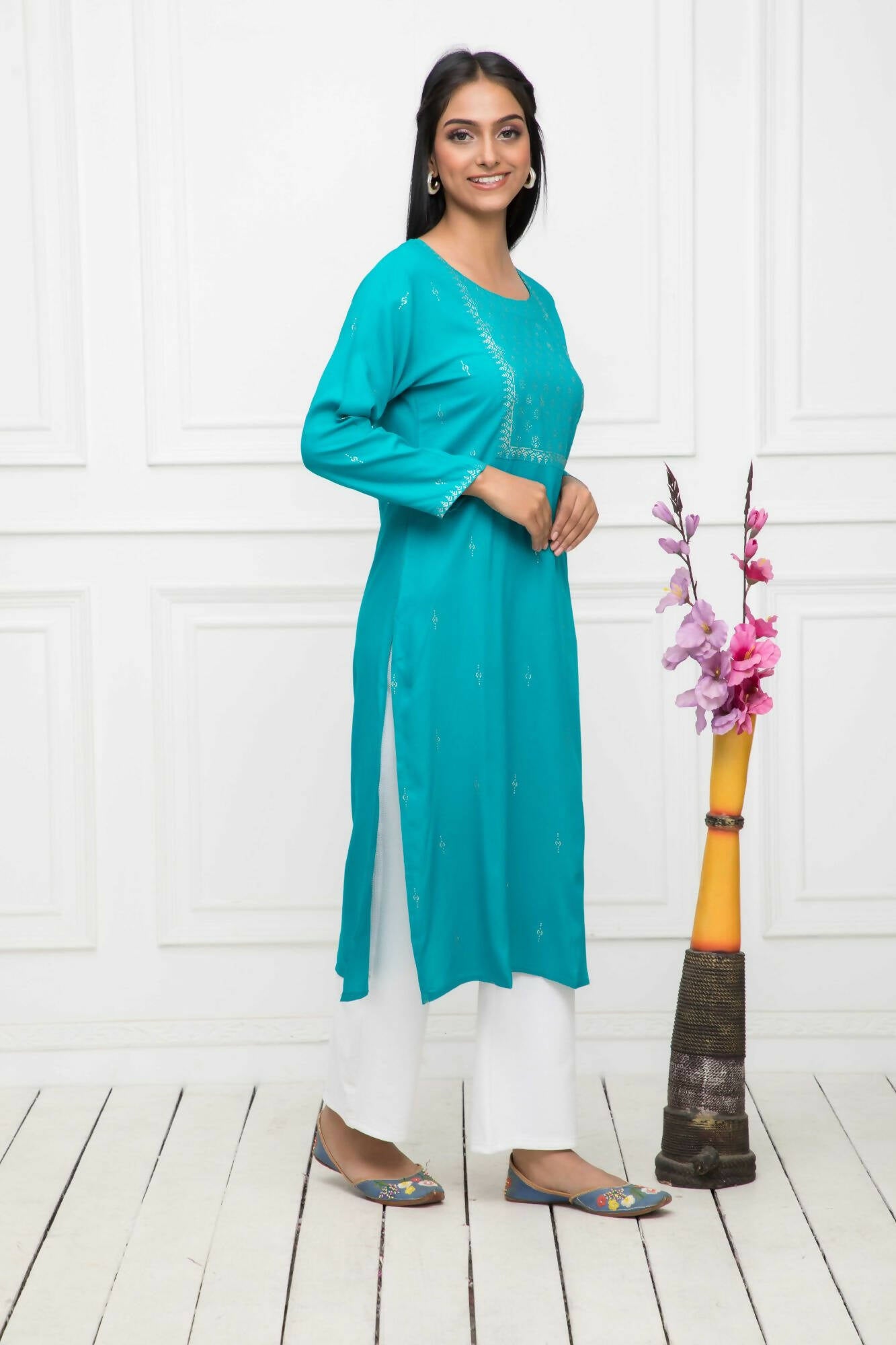 Myshka Women Blue Solid Rayon Straight Round Neck Kurtas - Distacart