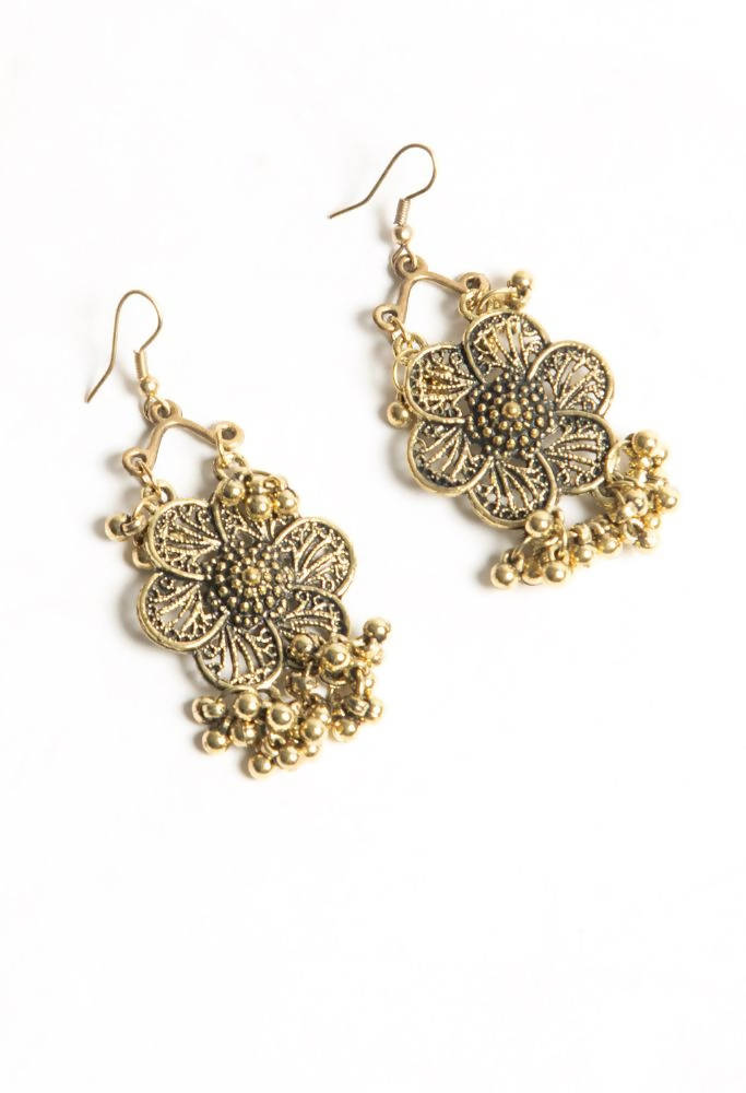 Tehzeeb Creations Golden Colour Oxidised Necklace And Earrings With Ghunghru Design