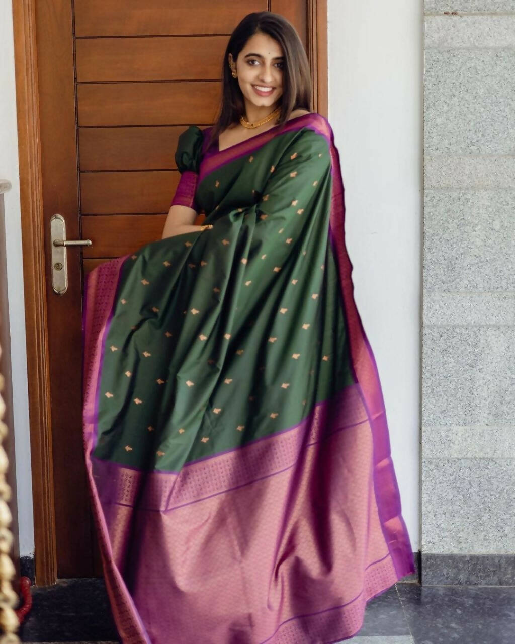 DEIANA'S Beautiful Golden Jari with New Design Soft Lichi Silk Saree - Green - Distacart