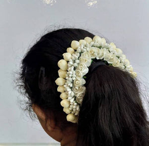 White Rose Hair Gajra