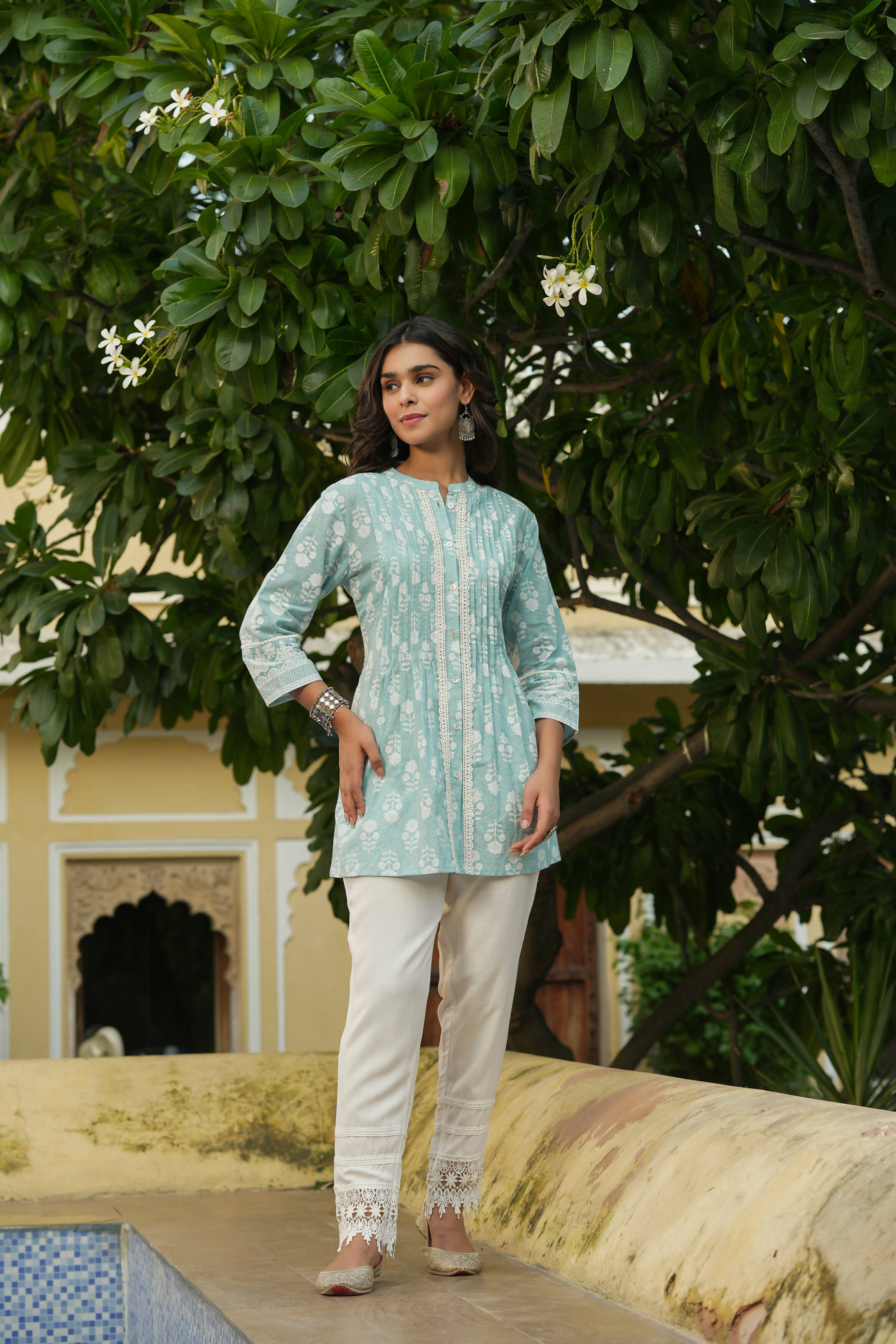 Juniper Women's Skyblue Cambric Placement Floral Printed Tunic - Distacart