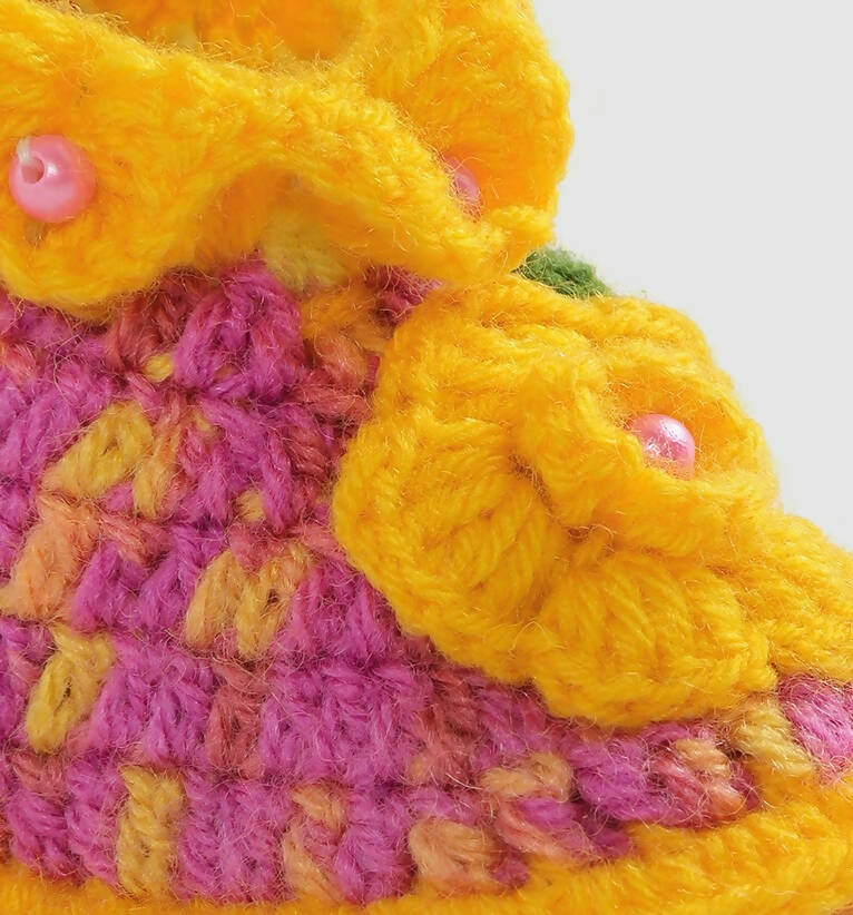 Chutput Kids Woollen Hand Knitted Self Desgin Detailed Booties - Yellow - Distacart