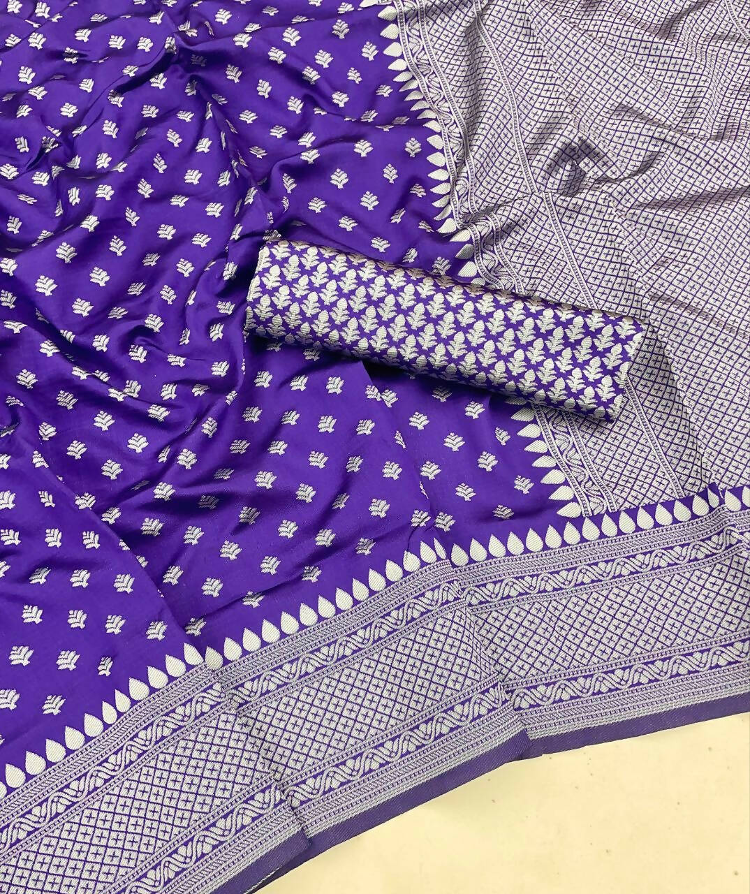 DEIANA'S Beautiful Golden Jari with New Design Soft Lichi Silk Saree - Purple - Distacart