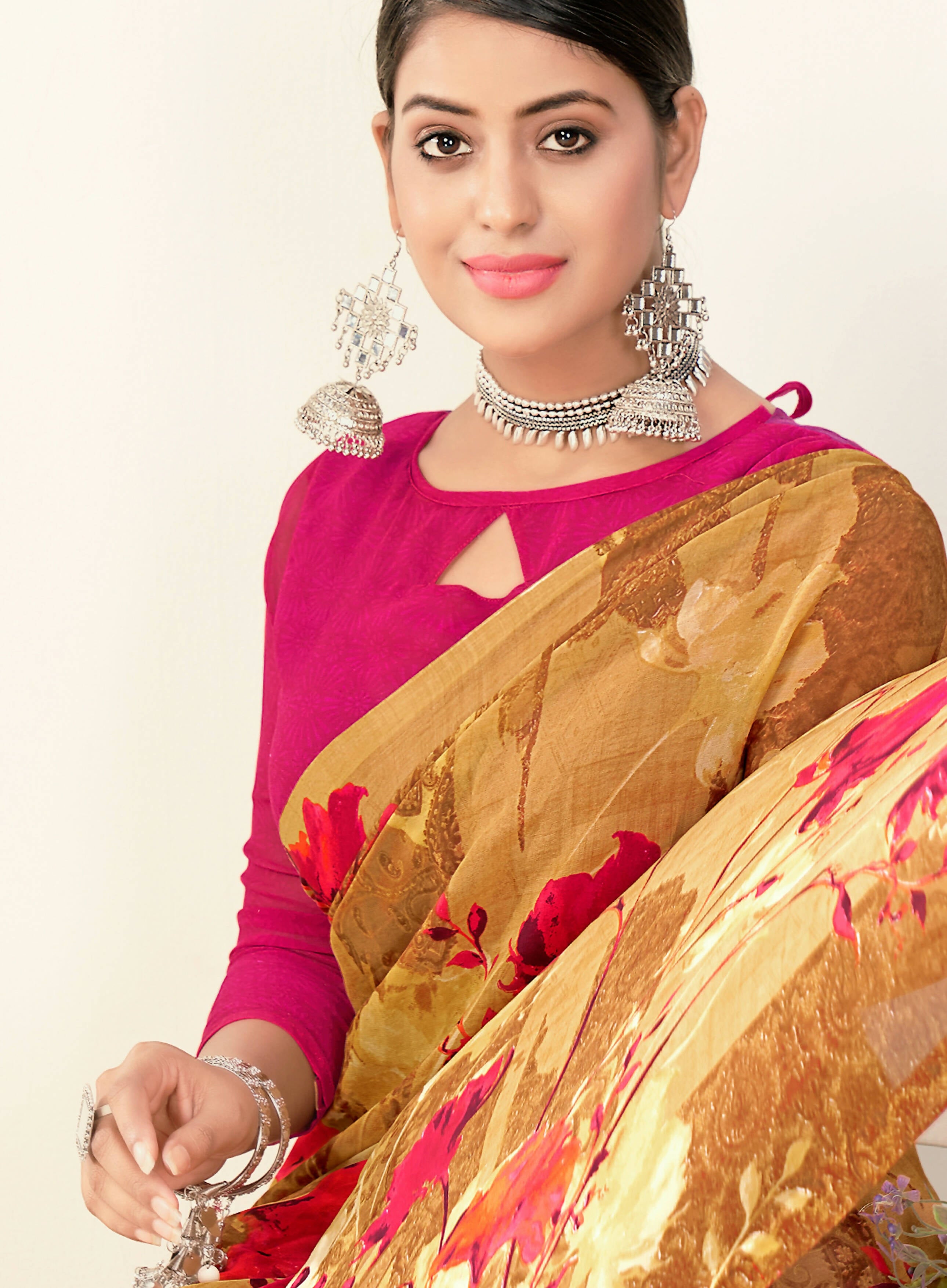 Brown Georgette Floral Printed Saree With Unstitched Blouse Piece - Jyoti - Distacart