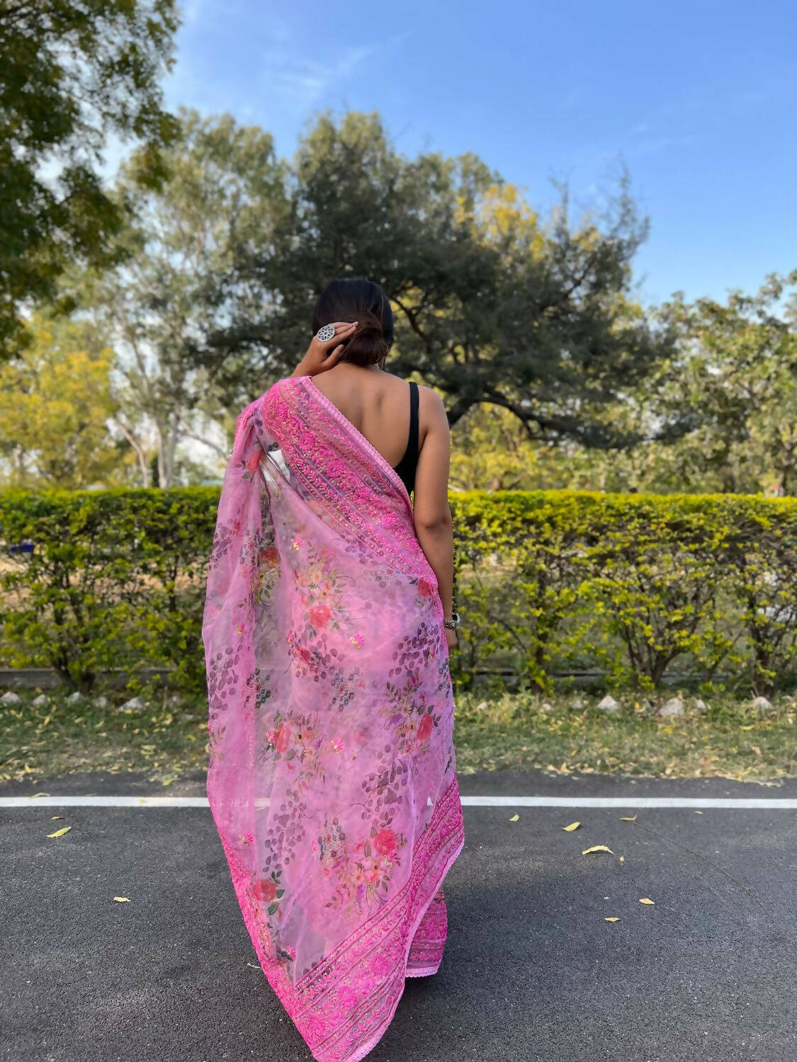 Vastrasky Pink Organza Saree - Distacart
