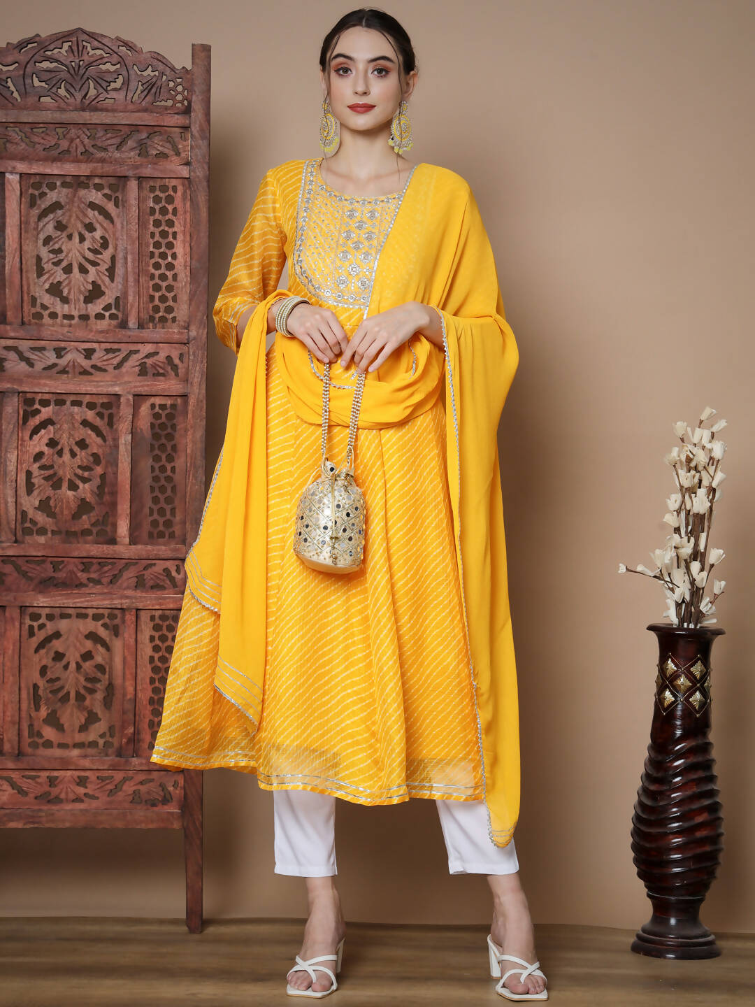 Myshka Women's Yellow Anarkali Kurta & With Dupatta - Distacart