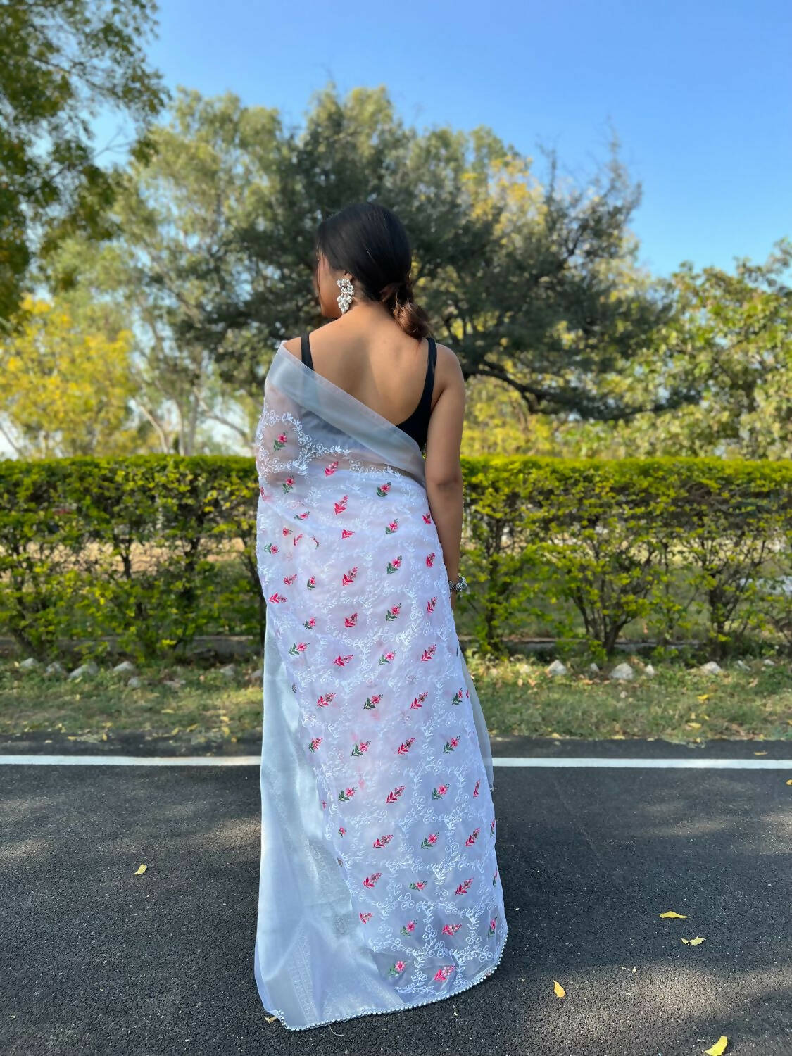 Vastrasky White Organza Saree - Distacart