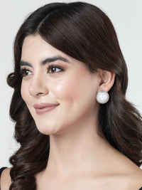 Thumbnail for NVR Women's Silver Plated Circular Stud Earrings - Distacart