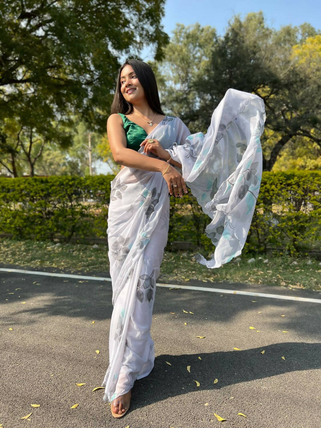 Vamsee Grey Chiffon Designer Saree - Distacart