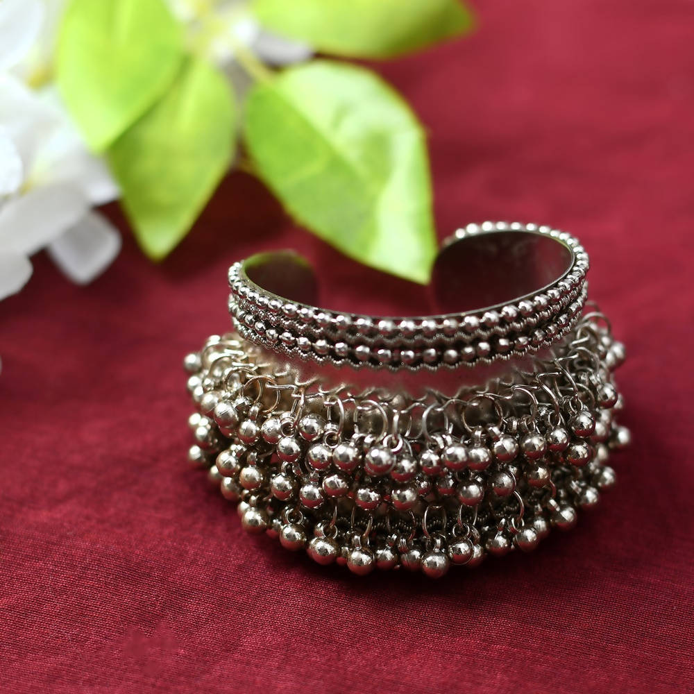 Mominos Fashion Kamal Johar Oxidised Silver-Plated Ghungroo Handcraft Cuff Bracelet