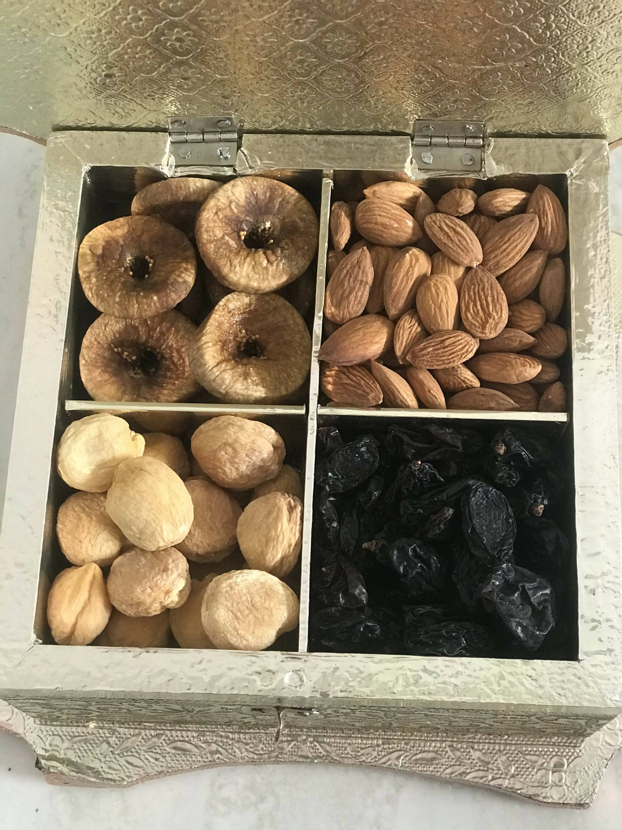 SK Mithaii | Assorted Meenakari Design Dry Fruit Box | Almonds | Apricots | Figs | Black Resins - Distacart