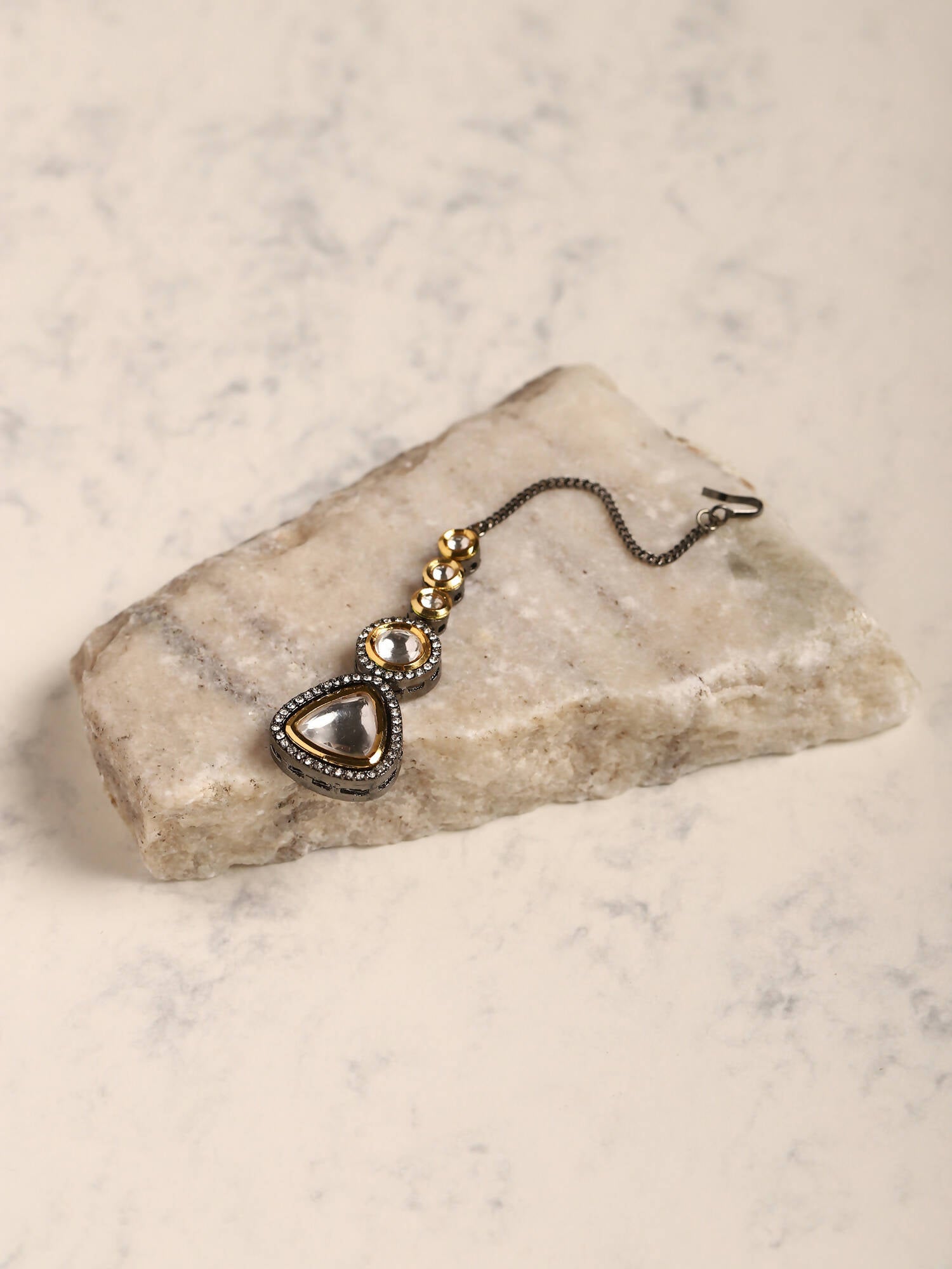 Gold-Plated Gold-Toned Kundan Maang Tikka - Ruby Raang - Distacart