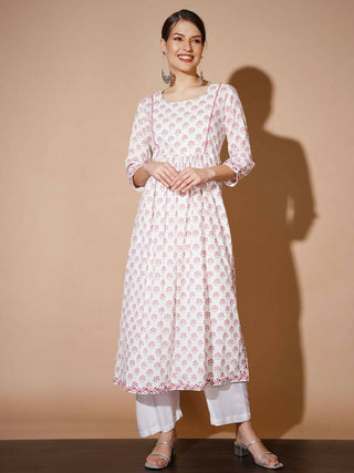 Myshka Women Lavender Printed Kurtas - Distacart