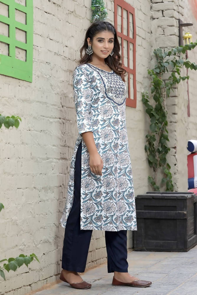 Yufta Women's White Printed Kurta Set