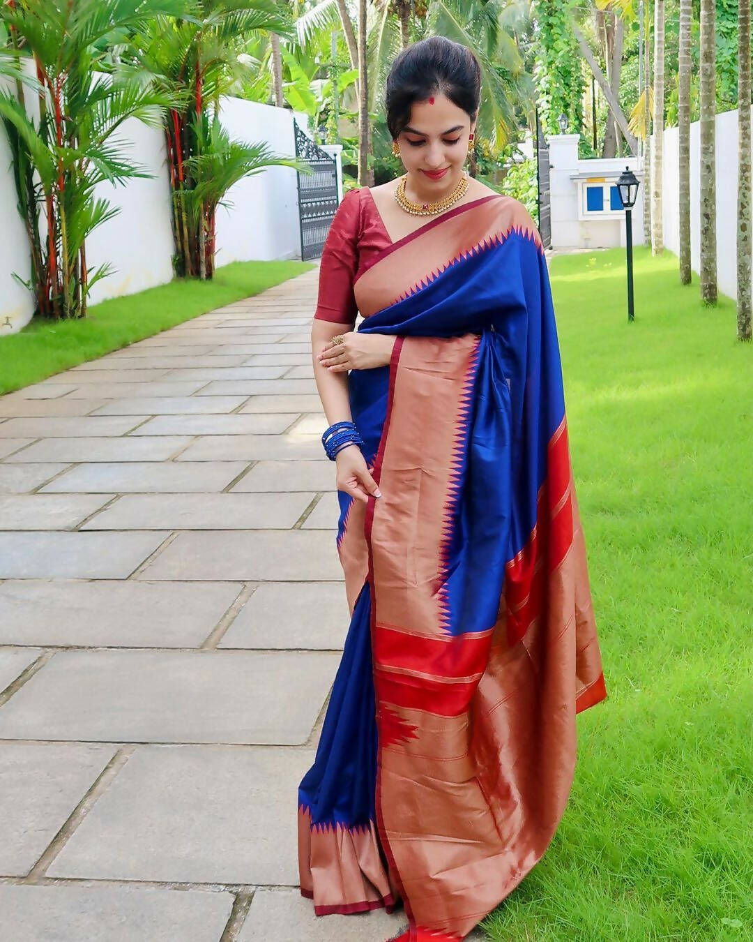 DEIANA'S Beautiful Golden Jari with New Design Soft Lichi Silk Saree - Blue - Distacart