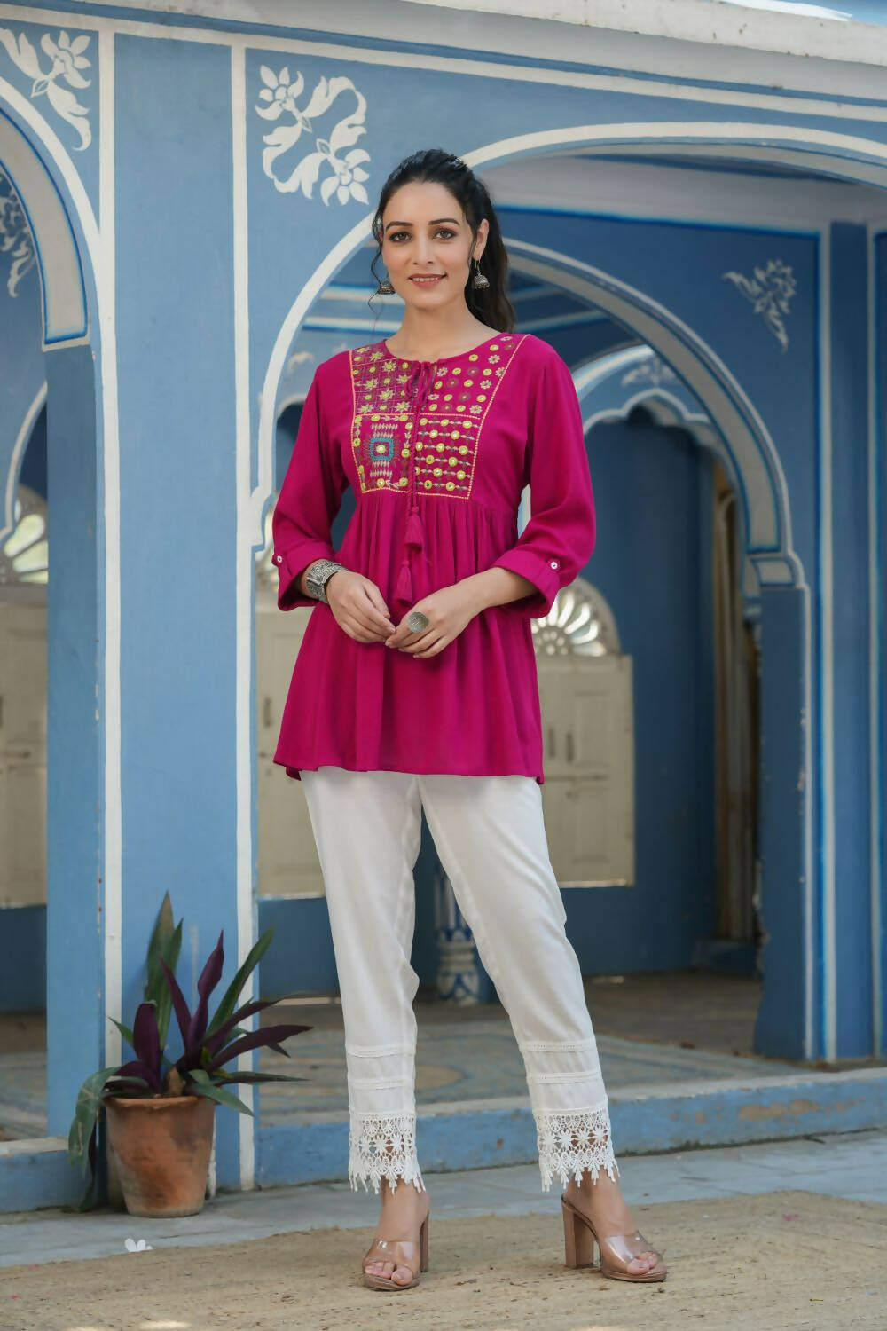 Juniper Women's Fuchsia Rayon Crepe Embroidered Straight Tunic - Distacart