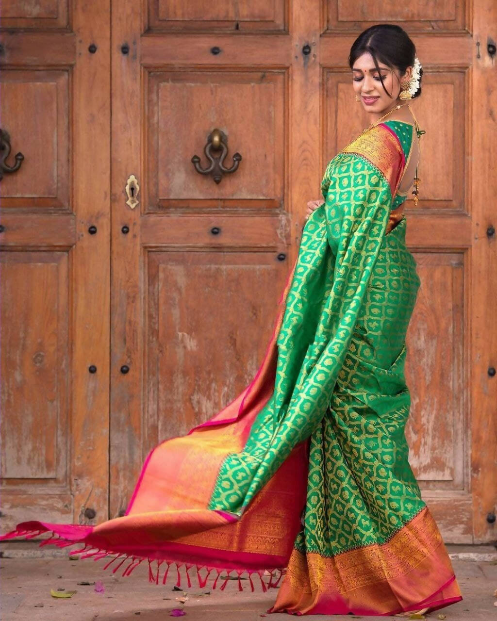 DEIANA'S Beautiful Golden Jari with New Design Soft Lichi Silk Saree - Green - Distacart