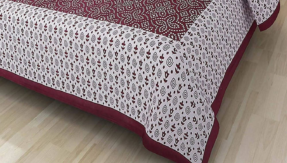 Vamika Printed Cotton White & Red Bedsheet With Pillow Covers (LEOC_CHUN_MR) - Distacart