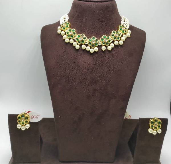 Khavi Arts Enamel Studded Pearl Choker-Green - Distacart