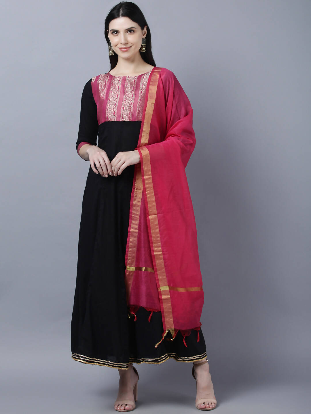 Myshka Women Black Peach-Coloured Colourblocked Cotton Anarkali Kurta - Distacart