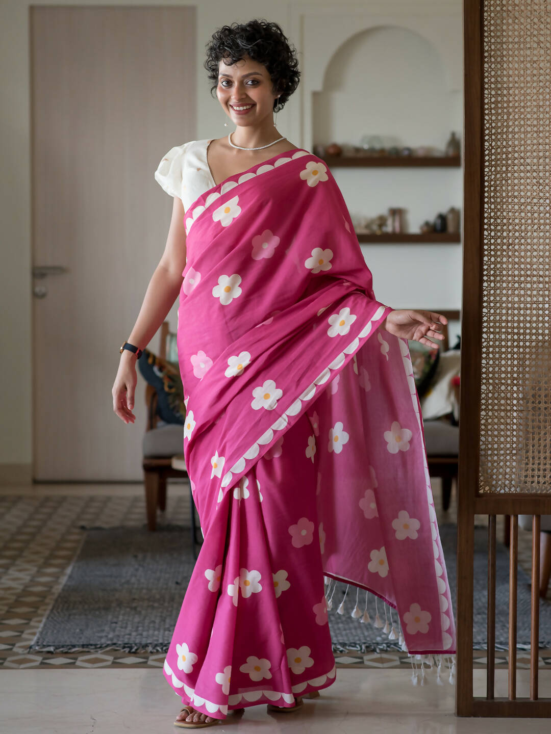 Suta Pink Floral Pure Cotton Saree - Distacart