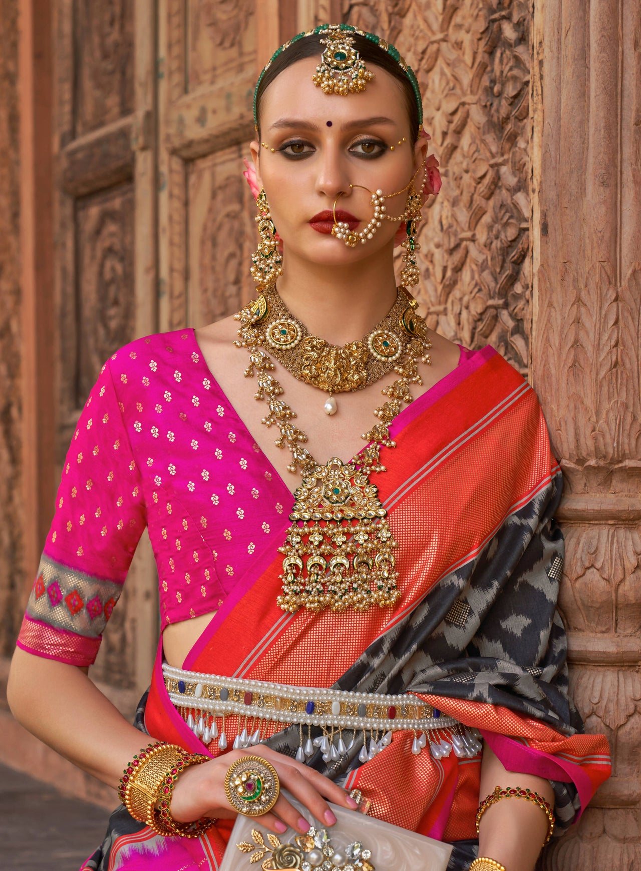 Black Silk Abstract Printed Saree With Unstitched Blouse Piece - Aanchal - Distacart