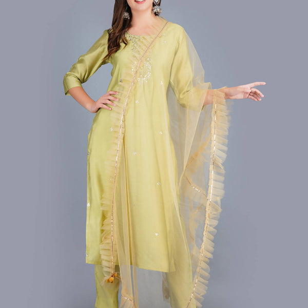 Shehnaai Formal Muslin Suit With A Net Dupatta - Distacart