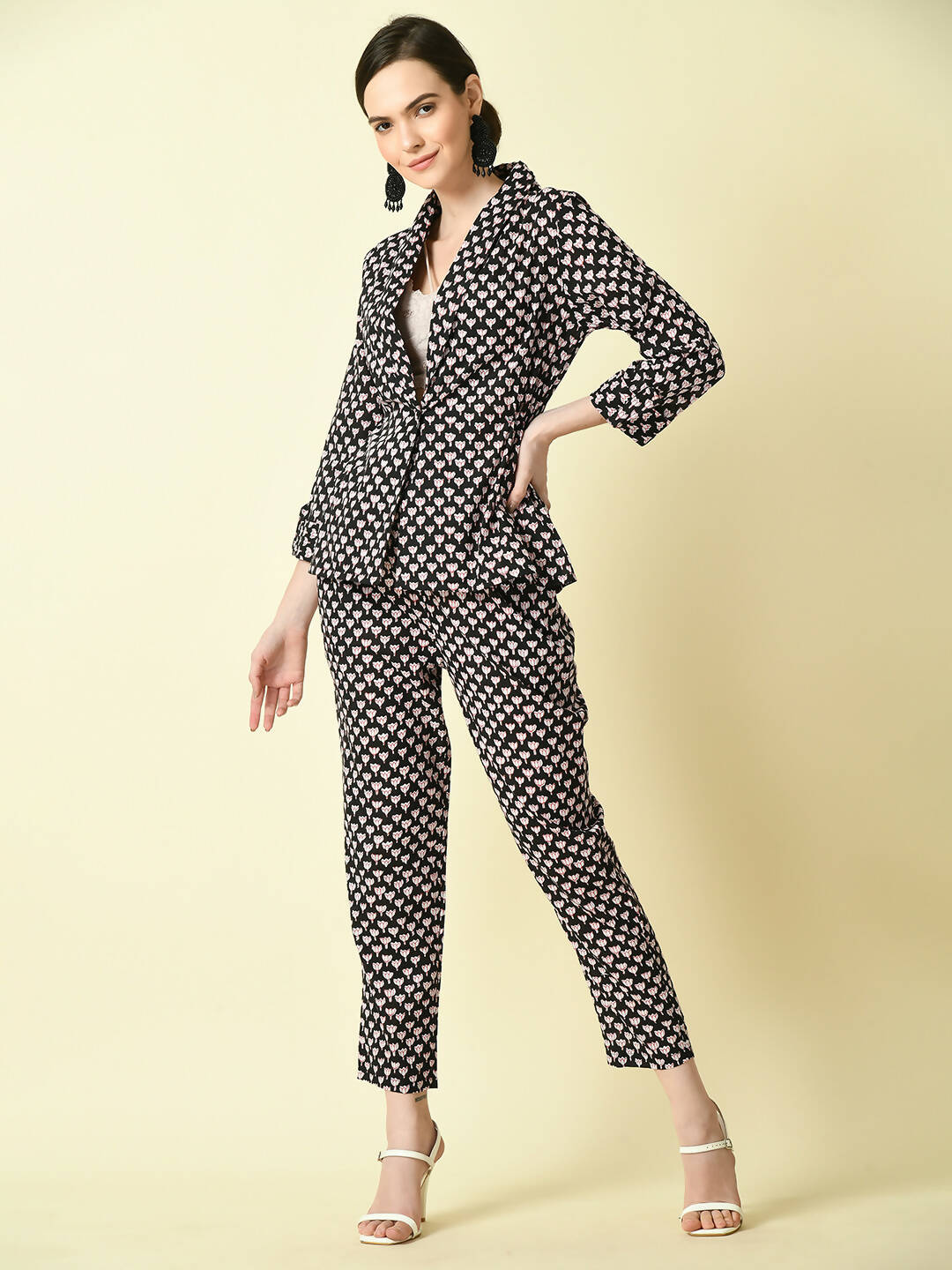 Myshka Women's Black Cotton Printed jacket - Distacart