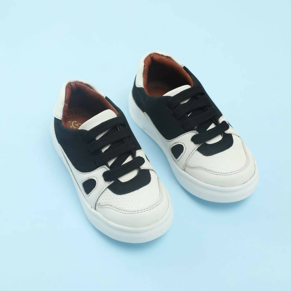 Tiny Bugs Boys Lace Up Casual Shoes - White & Black - Distacart