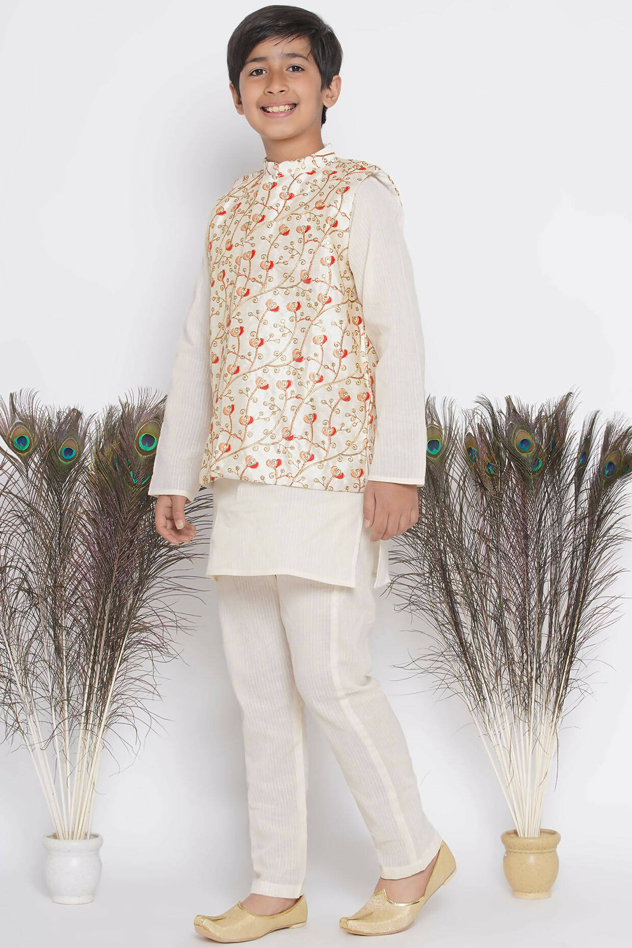 Little Bansi Banarsi Red Tulip Embroidery Jacket with Cotton Kantha kurta and Kantha Pyjama - Cream - Distacart