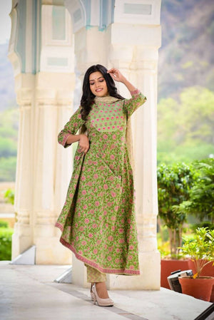 Yufta Women Green Floral Printed Pure Cotton Anarkali Kurta with Trouser and Dupatta