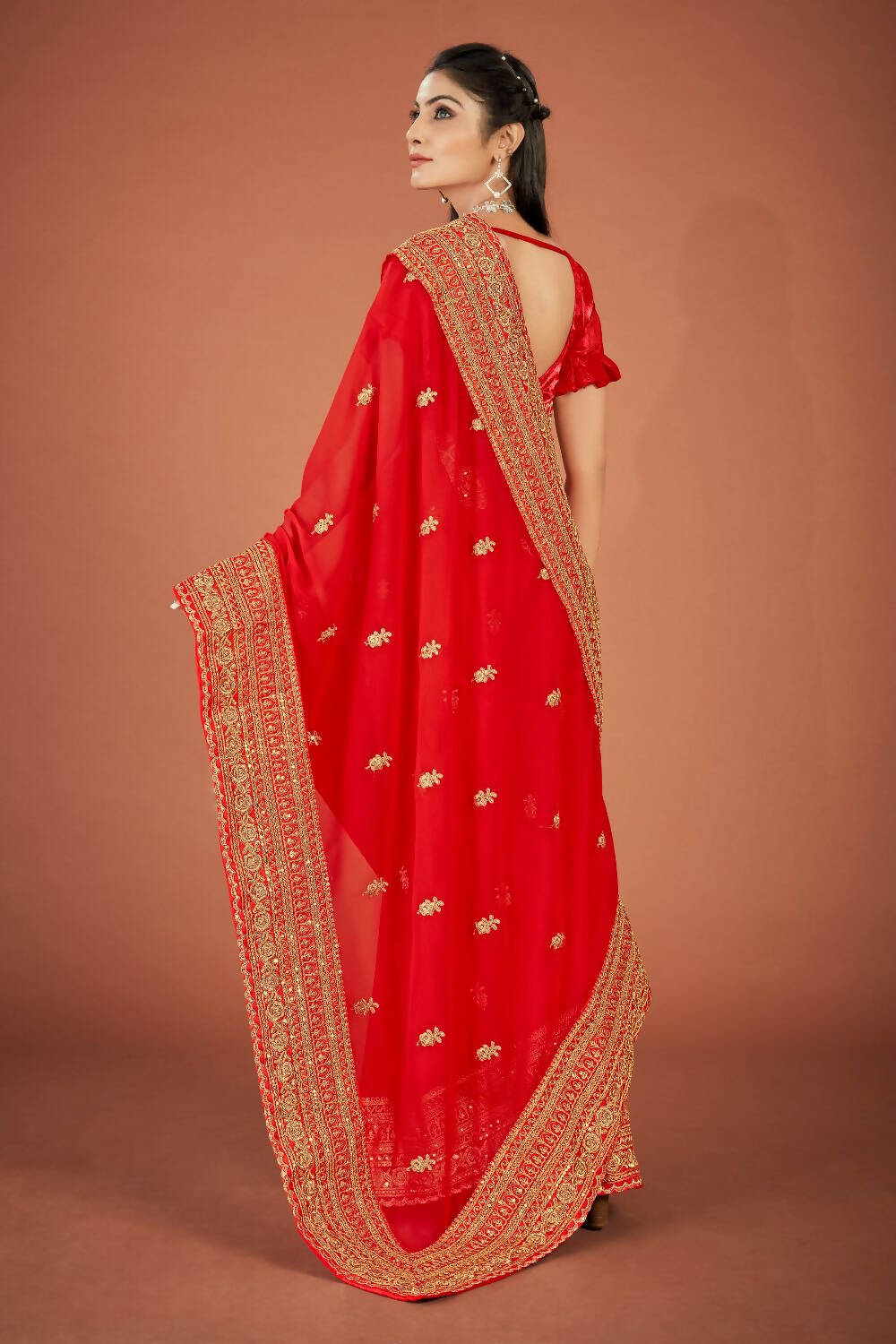 Vamsee Red Organza Saree - Distacart