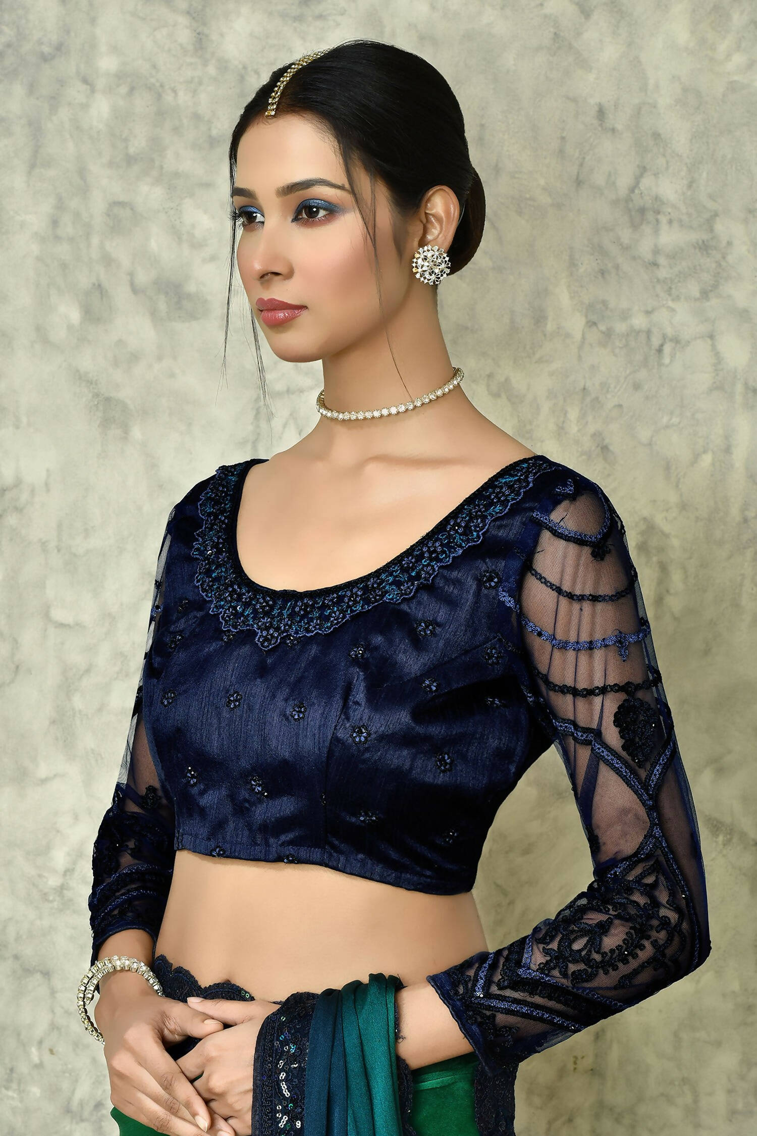 Green & Blue Silk Plain Saree with Blouse Piece - Purvi - Distacart