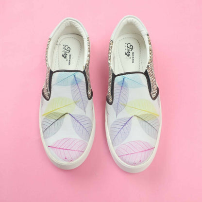 Tiny Bugs Girls Leaf Printed Slip Ons Sneakers - White - Distacart