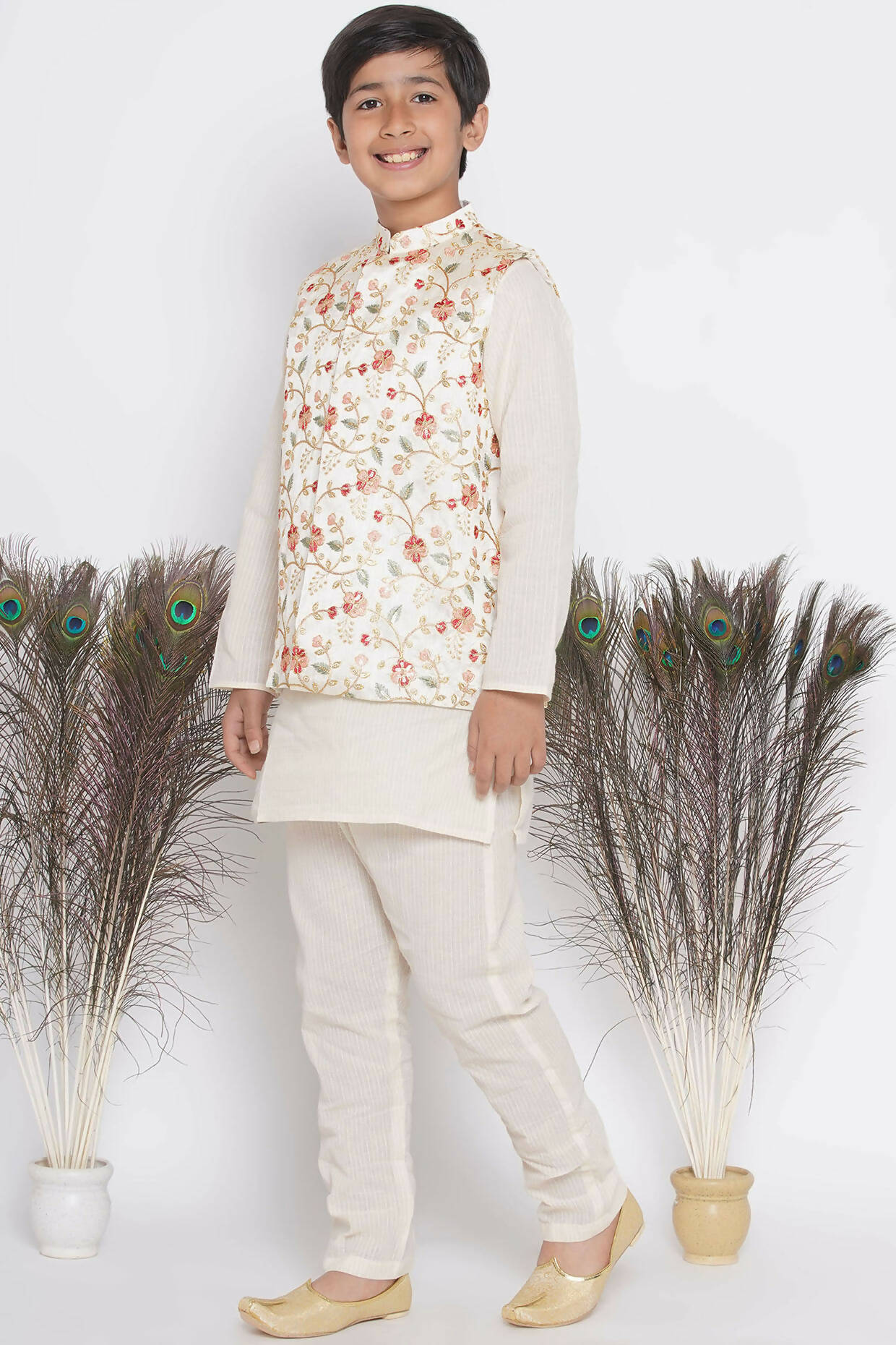 Little Bansi Banarsi Floral Embroidery Jacket with Cotton Kantha kurta and Kantha Pyjama - Cream - Distacart