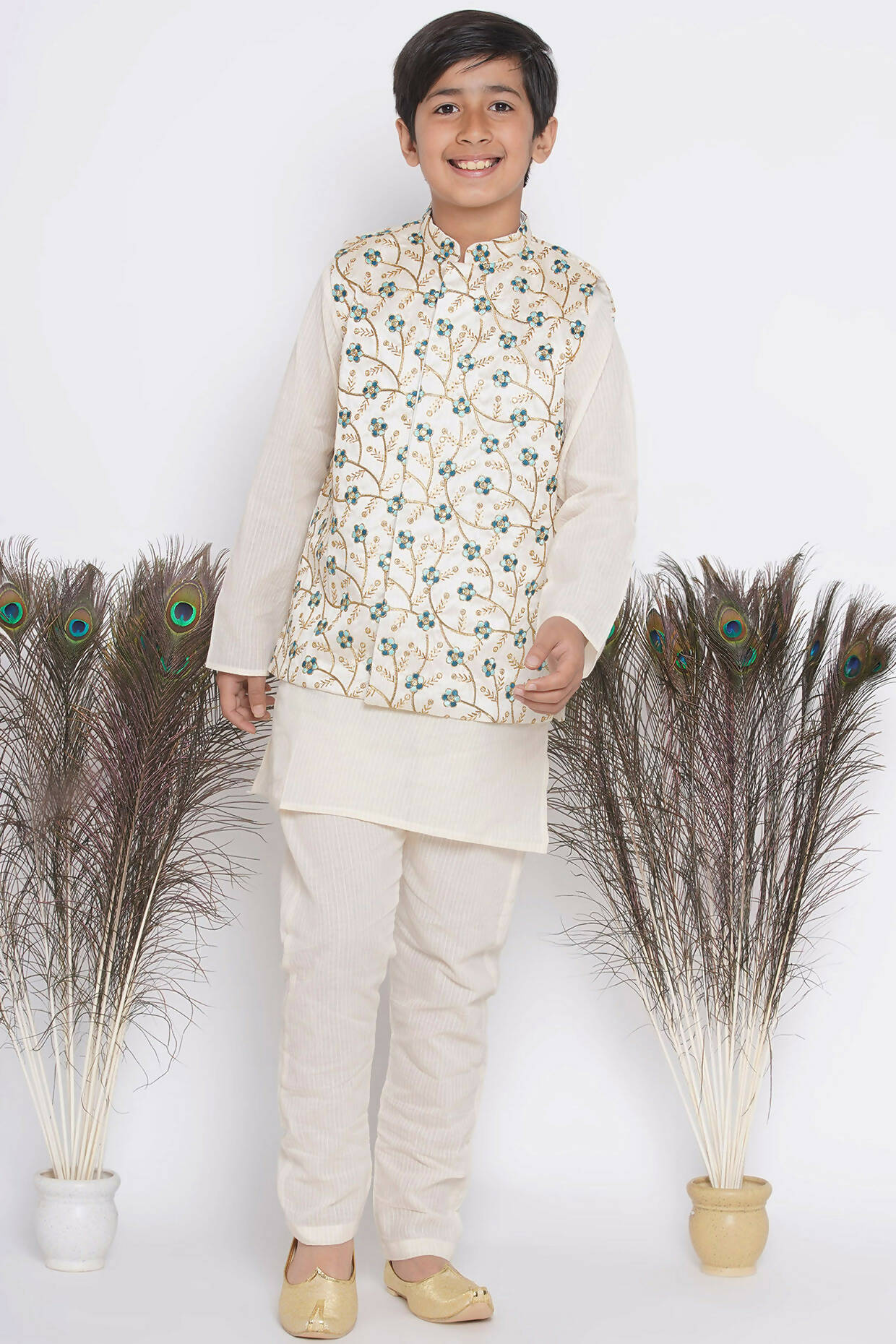 Little Bansi Banarsi Silk Blue Floral Embroidery Jacket with Cotton Kantha kurta and Kantha Pyjama - Cream - Distacart