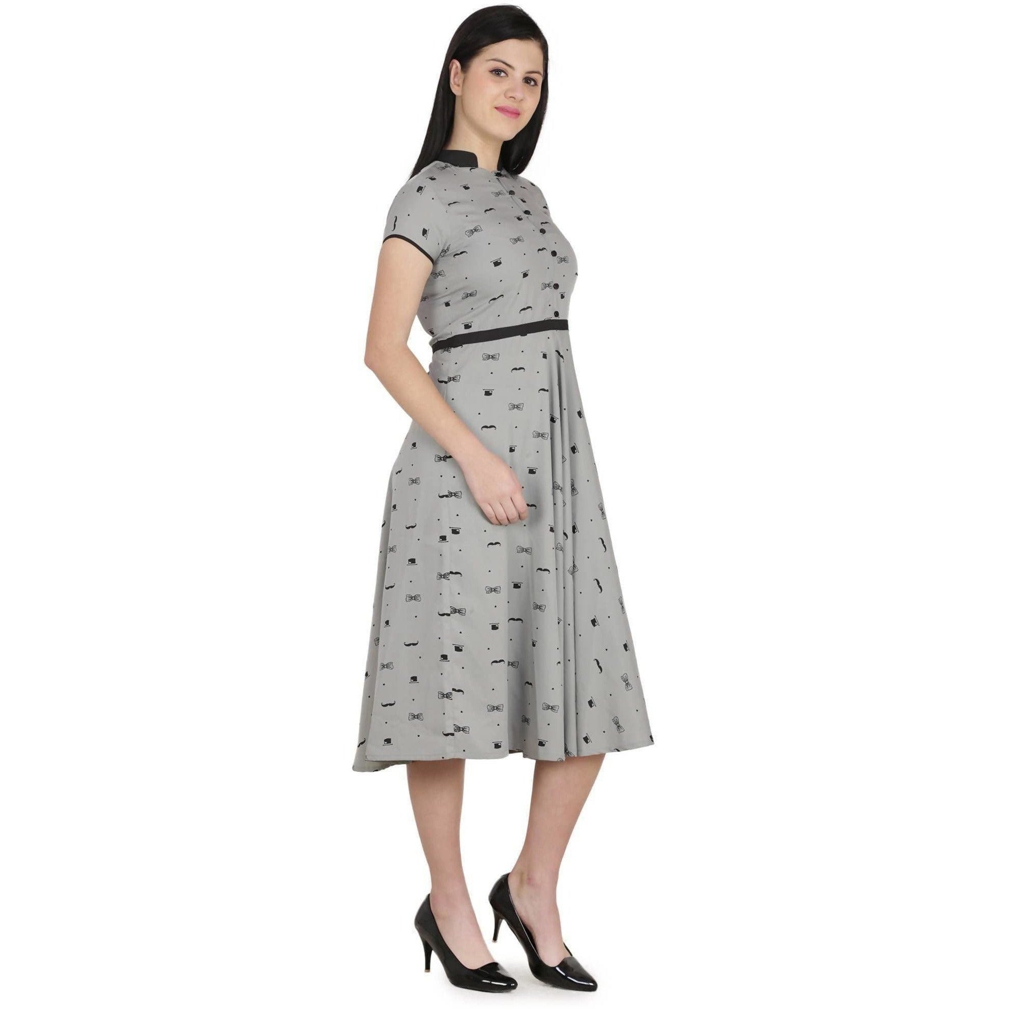 Kanoor Women's Grey Forck style Collar neck kurti