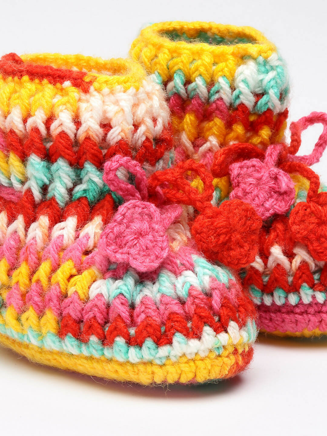 Chutput Kids Woollen Hand Knitted Self Desgin Detailed Booties - Multi - Distacart