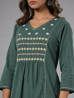Thumbnail for Juniper Women Green Seer Sucker Embroidered High Slit Kurta - Distacart