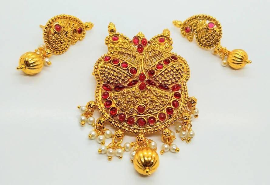 Pink Kemp Peacock Traditional Pendant Set