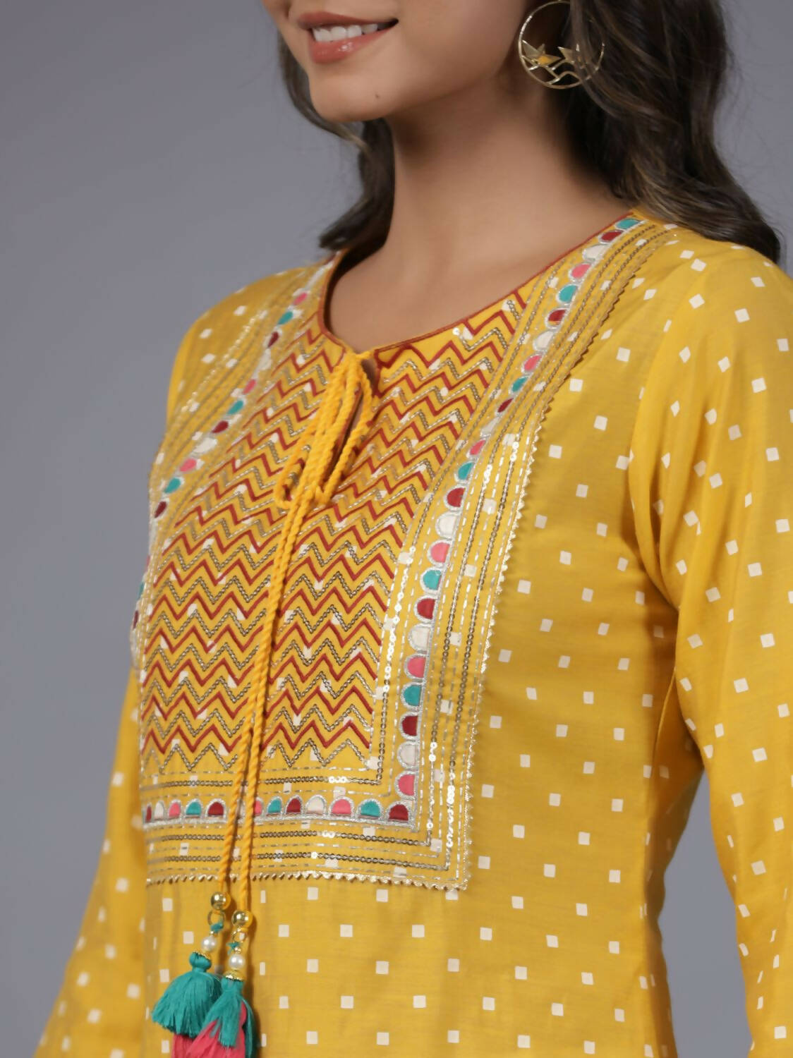 Juniper Women Yellow Muslin Printed High-Low Straight Tunic With Embroidered Yoke - Distacart