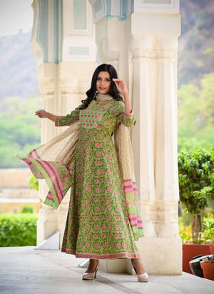 Yufta Women Green Floral Printed Pure Cotton Anarkali Kurta with Trouser and Dupatta