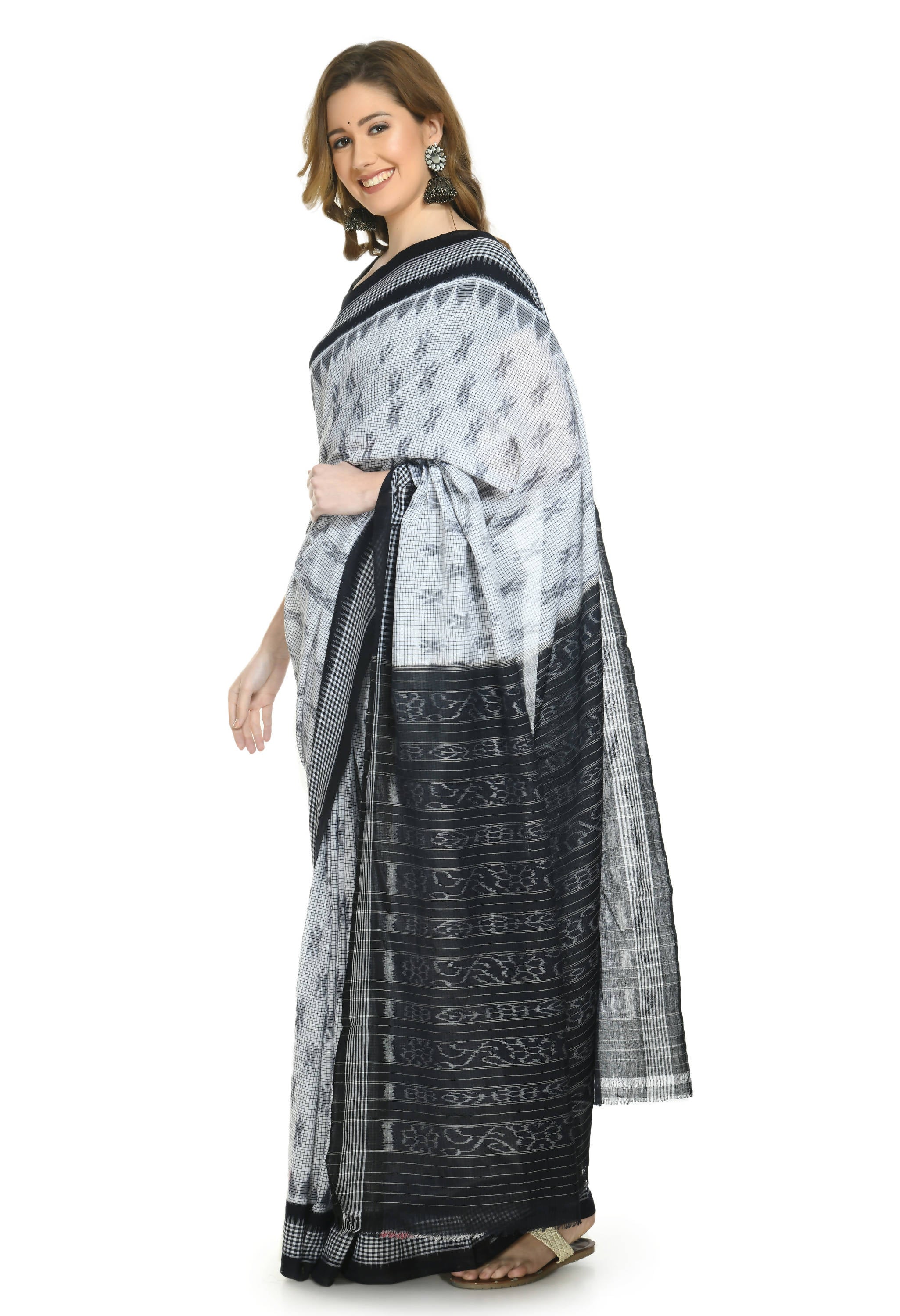 Vamika Sambalpuri Ikat Cotton Dehabandha White & Black Checks Saree - Distacart